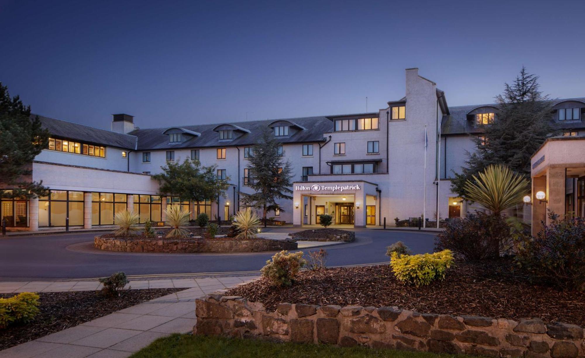 Hotel Doubletree By Hilton Belfast Templepatrick Exterior foto